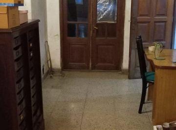 PH · 109m² · 3 Ambientes · 1 Cochera · Venta PH Al Frente Tipo Casa Castelar Sur Ing Indp