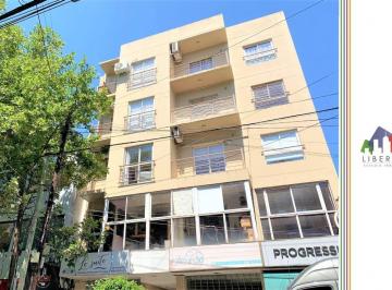 Departamento de 2 ambientes, La Matanza · Gran Depto 2 Amb - Centrico - Balcon // Bolivar 375