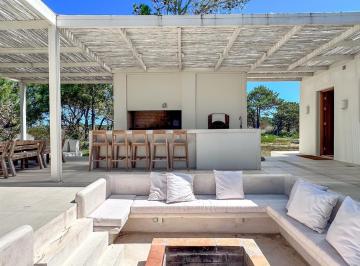 Casa · 2320m² · 7 Ambientes · 5 Cocheras · Laguna Escondida, José Ignacio, Punta del Este