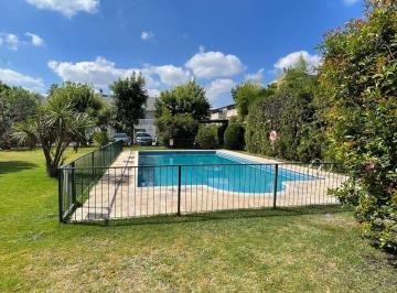 Departamento · 50m² · 3 Ambientes · 1 Cochera · Departamento en Venta 3 Ambientes con Piscina.