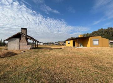 Casa · 60m² · 3 Ambientes · 1 Cochera · Venta Casa Tres Ambientes en Chacras de Villars