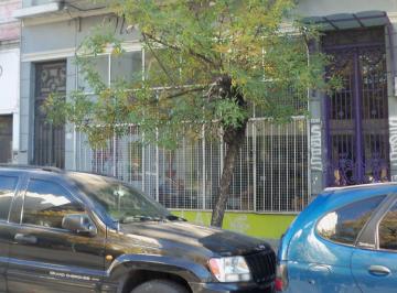 Local comercial , Villa Crespo · Local con Entrepiso Mas Una Habitacion y Patio con Cerramiento - Av Cordoba 5222