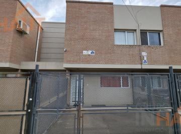 PH · 62m² · 5 Ambientes · 1 Cochera · PH en General Fernandez Oro