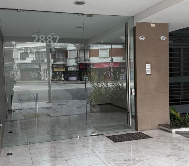 Monoambiente Muy Lindoal Fte con Balcón