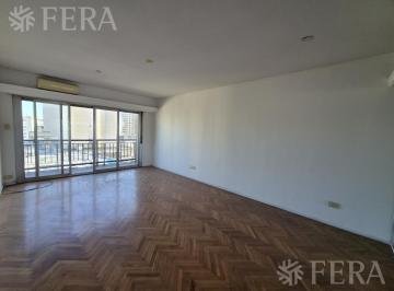 Departamento · 93m² · 4 Ambientes · Venta Departamento 4 Ambientes con Balcón en Avellaneda