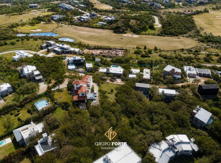 Terreno · 938m²