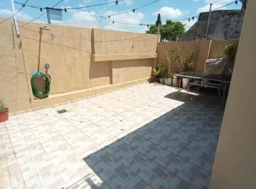 PH · 110m² · 4 Ambientes · PH de 4 Ambientes con Terraza Patio