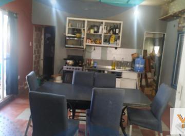 Departamento · 100m² · 4 Ambientes · 1 Cochera · Departamento en Venta - 2 Dorm. 2 Baños - Río Cuarto