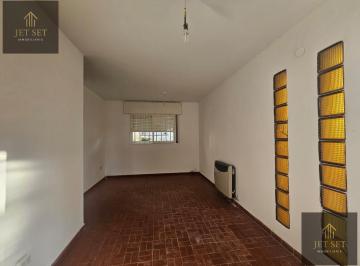 Departamento · 60m² · 4 Ambientes · Venta Departamento 4 Ambientes Barrio Observatorio | Patio y Apto Mascotas