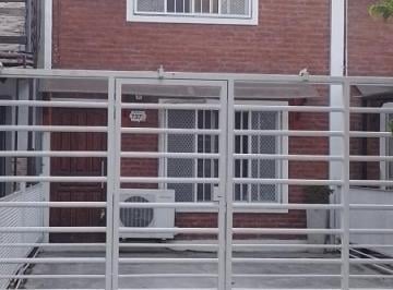 Departamento · 70m² · 3 Ambientes · 1 Cochera · Departamento en Venta - 2 Dorm. 2 Baños - 96 m² - Ituzaingó