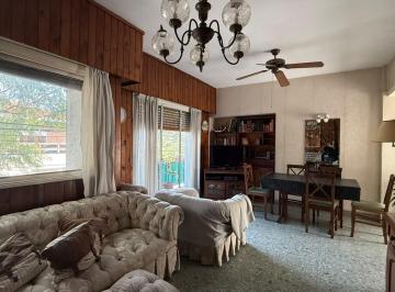 PH · 74m² · 3 Ambientes · Casa en Venta en Villa Adelina