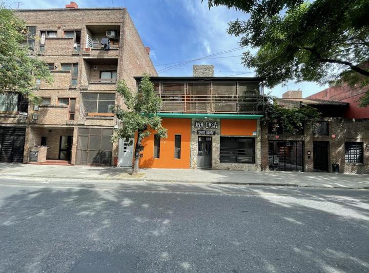 Terreno · 250m² · 7 Ambientes