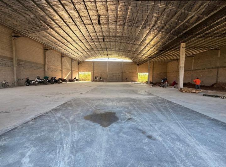 Bodega-Galpón · 900m²