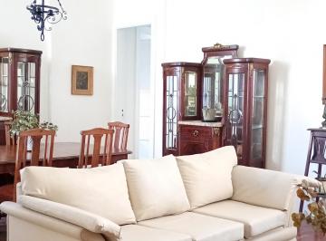 Living Comedor · Depto Histórico Amoblado en Peatonal Centro