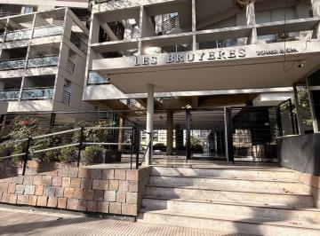 Departamento · 40m² · 2 Ambientes · 1 Cochera · Departamento - Banfield Este