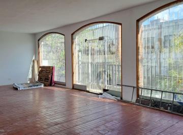 Local comercial · 240m² · Venta Local Comercial a La Calle en San Isidro