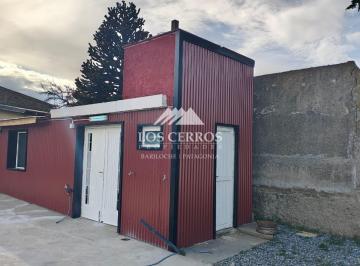 Bodega-Galpón · 96m² · 2 Ambientes · Galpón en Alquiler