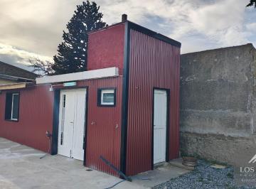 Bodega-Galpón · 96m² · 2 Ambientes · Galpón en Alquiler