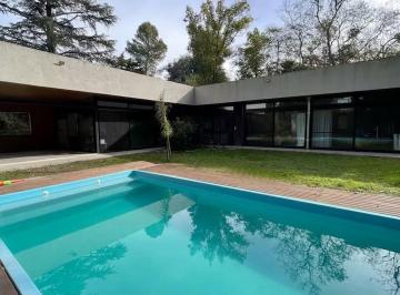Casa · 2000m² · 5 Ambientes · 2 Cocheras · Casa en Venta 5 Ambientes en Parque Alta Vista - Ingeniero Maschwitz