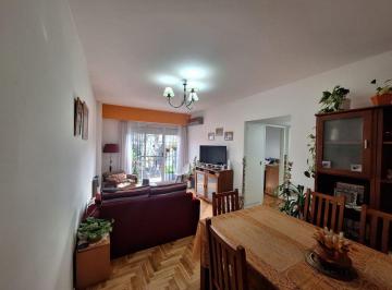 Departamento · 58m² · 3 Ambientes · Departamento 3 Amb Floresta Venta Apto Crédito