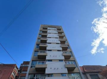 Departamento · 55m² · 2 Ambientes · Semipiso de 2 Ambientes en Falucho E Independencia