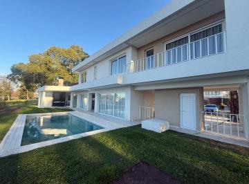 Casa · 300m² · 5 Ambientes · 5 Cocheras · Alquiler Casa 5 Amb en Greenville Polo & Resort, Hudson.