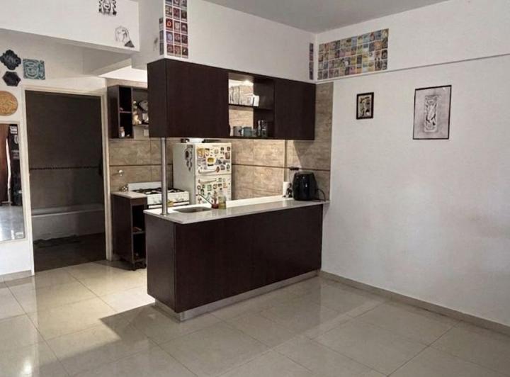Amplio Monoambiente en Alquiler – Excelente Estado, con Balcon!