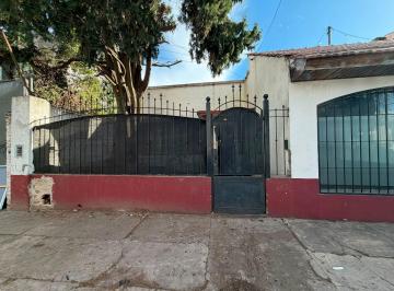 Casa · 122m² · 3 Ambientes · 1 Cochera · Casa en Venta 4 Ambientes Florida Oeste