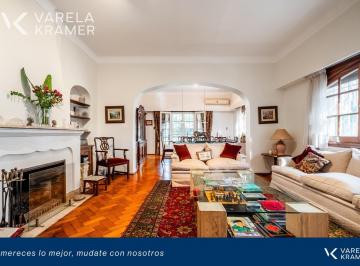 Casa · 247m² · 6 Ambientes · 1 Cochera · Casa en Venta en La Lucila