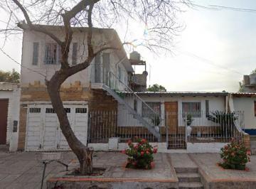 Casa · 150m² · 7 Ambientes · 1 Cochera · Greenwood Vende Casa Apta Credito con Departamento Independiente en Barrio Brasil, Villa Hipodromo,