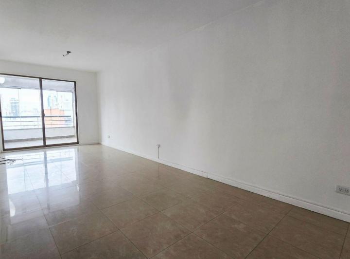 Departamento · 77m² · 3 Ambientes · 1 Cochera