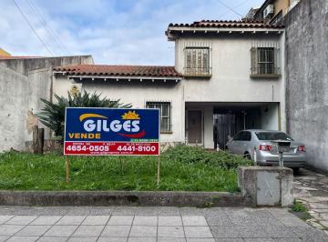 Casa · 140m² · 4 Ambientes · 1 Cochera · Venta Casa 4 Ambientes Sobre Lote 11x62