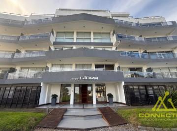 Departamento · 126m² · 4 Ambientes · 1 Cochera · Venta Departamento 4 Ambientes. Punta del Este. Playa Mansa. Terraza. Amenities. Cochera. Financiac