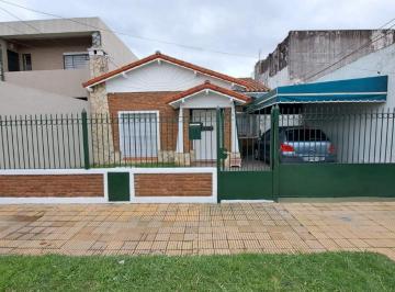 Casa de 3 ambientes, Lomas de Zamora · Chalet en Venta en Temperley