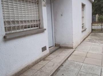 Casa de 1 ambiente, Córdoba · Casa en Alquiler - 3 Dorm