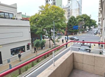 Departamento · 87m² · 3 Ambientes · Excelente 3 Amb C/dep Frente Balcon X Estado y Ubicacion