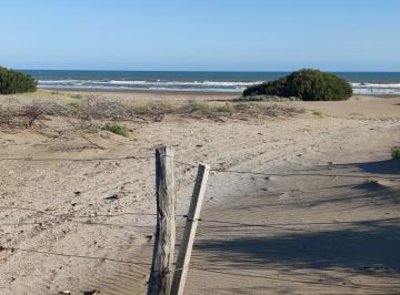 Terreno · 929m² · Único Lote en Venta en Atlantic Ville Primera Linea de Mar