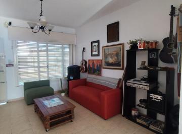 Casa · 100m² · 3 Ambientes · 1 Cochera · Casa 3 Ambientes en Venta con Local en Parque San Martin