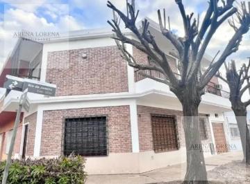 Casa · 150m² · 4 Dormitorios · 1 Cochera · Duplex Casa 5 Ambientes en Venta Castelar Sur