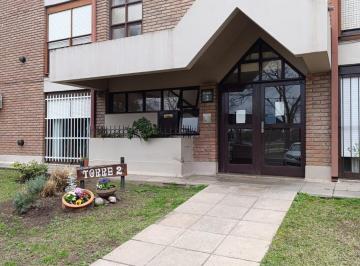 Departamento · 90m² · 4 Ambientes · 1 Cochera · Venta Departamento 3 Dorm. con Cochera, Chateau, Complejo, Cordoba