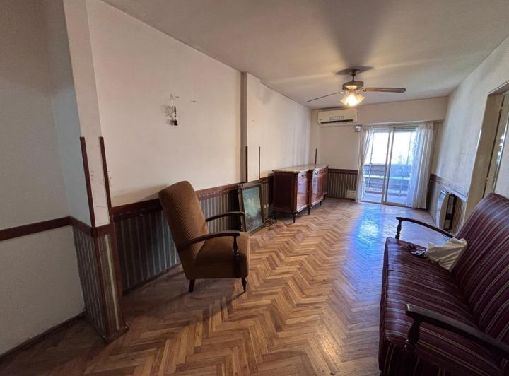 Departamento · 80m² · 5 Ambientes