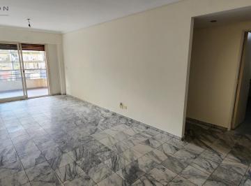 Departamento · 75m² · 3 Ambientes · Guardia Vieja 3900 Semipiso 3 Ambientes con Balcon Dos Cuadras del Subte B Estación Medrano