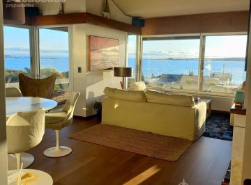Departamento · 76m² · 4 Ambientes · Punta del Este - Departamento Parada 3 Playa Mansa 2 Dorm. 2 Baños Garage Mar