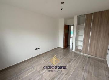 Casa · 70m² · 3 Ambientes · 1 Cochera · Duplex en Venta en Barrio Norte 1, con Patio Amplio