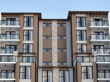 Departamento · 84m² · 3 Ambientes · 1 Cochera · Departamento en Venta - 3 Ambientes - Financiado