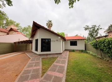 Casa · 113m² · 4 Ambientes · 1 Cochera · Casa en Mitre Esquina Alem