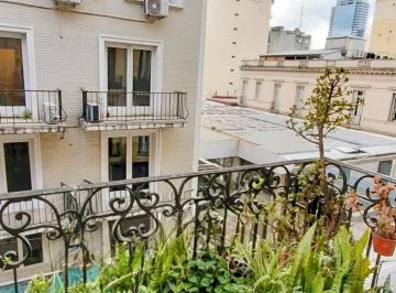 Departamento · 86m² · 4 Ambientes · Departamento Al Frente con Balcón