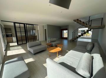Casa · 200m² · 5 Ambientes · 1 Cochera · Casa en Venta en Carpinchos, Nordelta, Tigre