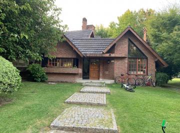Casa · 150m² · 5 Ambientes · Venta Casa 5 Amb en Country Mi Refugio con Pileta
