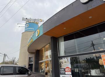 Edificio · 1309m² · 10 Cocheras · Edificio Comercial en Venta en Pilar